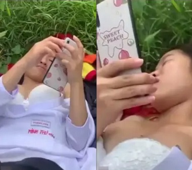 Cặp Tình Nhân Địt Nhau Ngoài Trời
